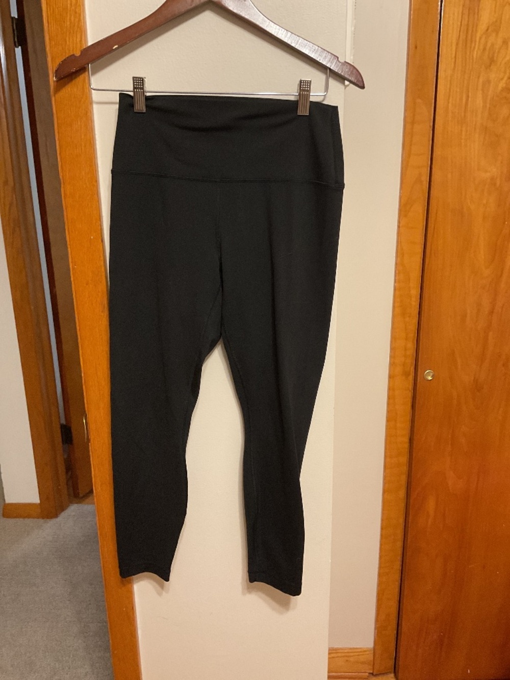 Capri workout pants
